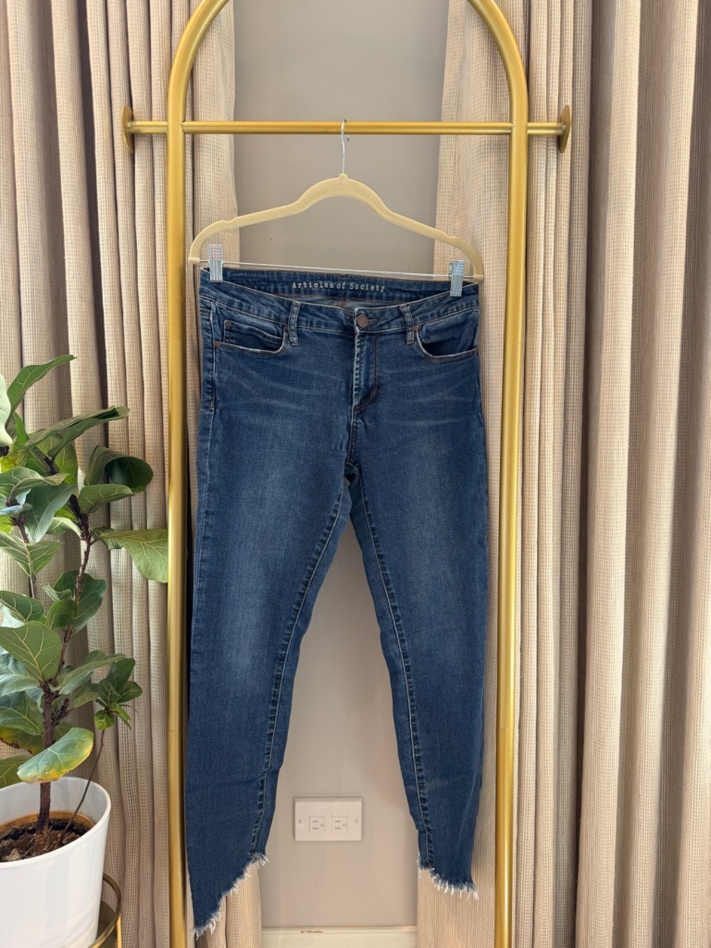 ARTICLES OF SOCIETY Women’s Dark Blue Skinny Jeans